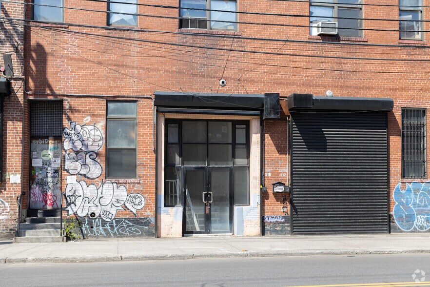 More Photos Of 503-517 Johnson Ave, Brooklyn Warehouse For Lease