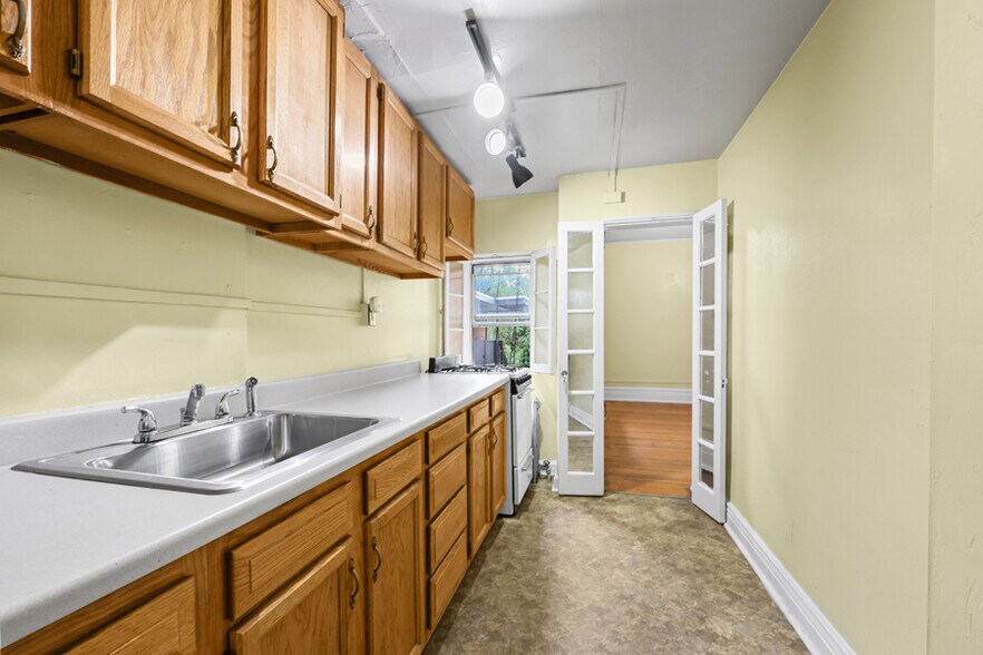 More Photos Of 1421 Clayton St, Denver Apartments For Sale