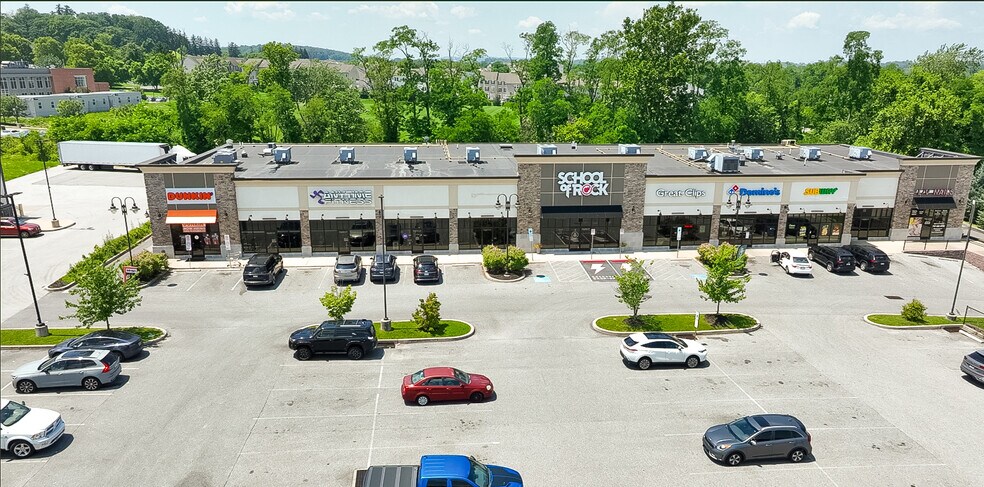 Primary Photo Of 924 Richland ave, York General Retail For Sale