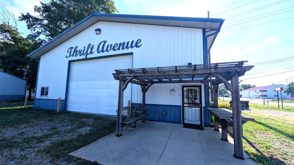 Primary Photo Of 1103 W Main St, Lexington Flex For Sale
