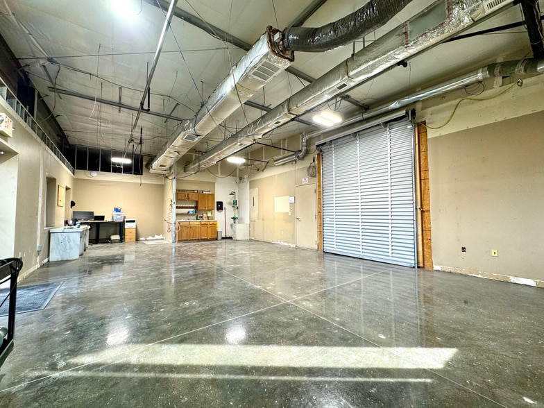 More Photos Of 3521 Antelope Ave, Kearney Manufacturing For Sale