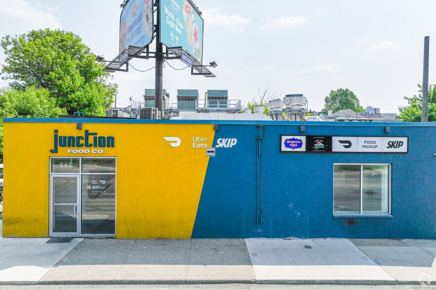 More Photos Of 545 Keele St, Toronto Warehouse For Lease