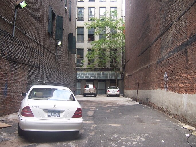 More Photos Of 81 Mercer St, New York Parking Lot For Lease