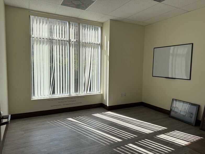 More Photos Of 4234 Green River Rd, Corona Medical For Lease
