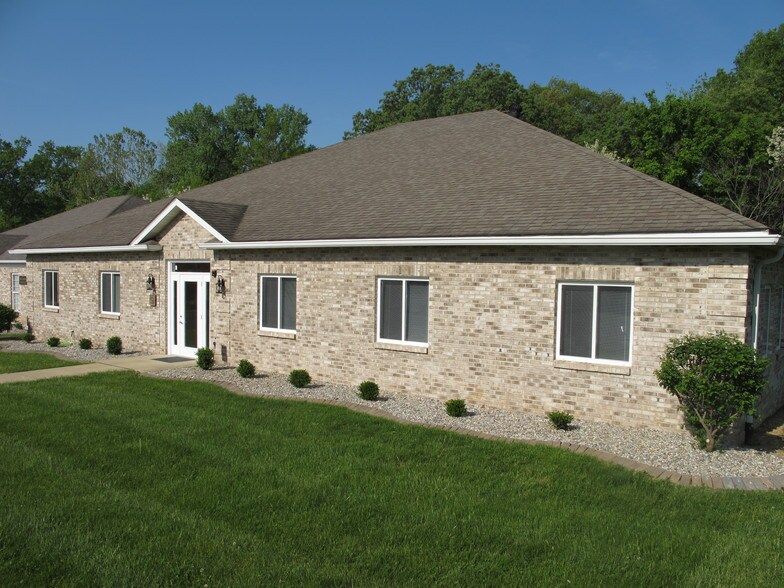 More Photos Of 9 Emerald Ter, Swansea Medical For Lease