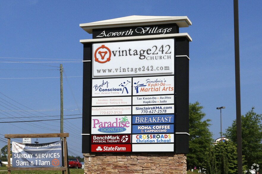 More Photos Of 8492 Hiram Acworth Hwy, Dallas Storefront For Lease