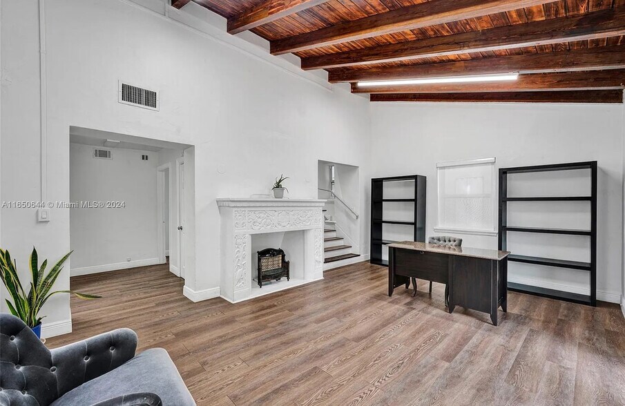 More Photos Of 1225 Alton Rd, Miami Beach Office For Lease