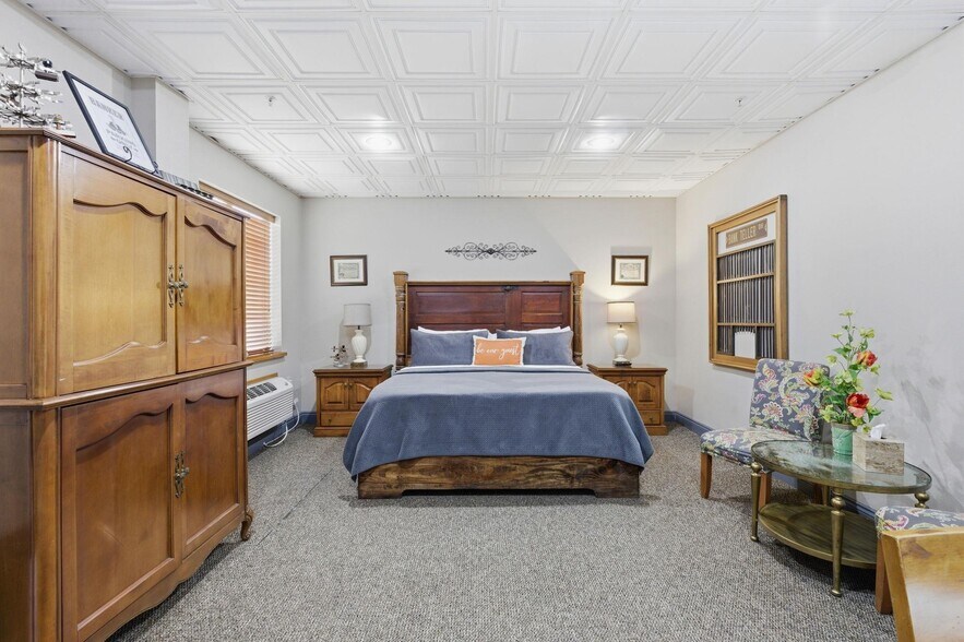 More Photos Of 233 Arthur Ave, Lake Arthur Hotel For Sale