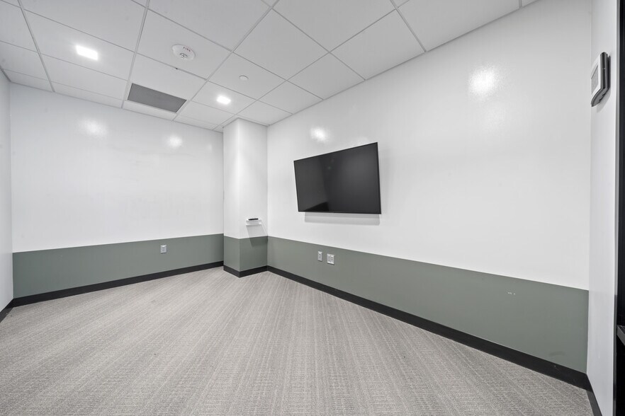 More Photos Of 7620 Guadalupe St, Austin Office For Lease