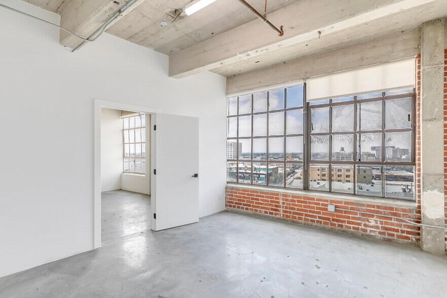 More Photos Of 1013 S Los Angeles St, Los Angeles Loft Creative Space For Lease