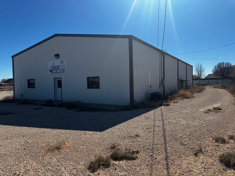 More Photos Of 1115 W Broadway St, Denver City Industrial For Sale