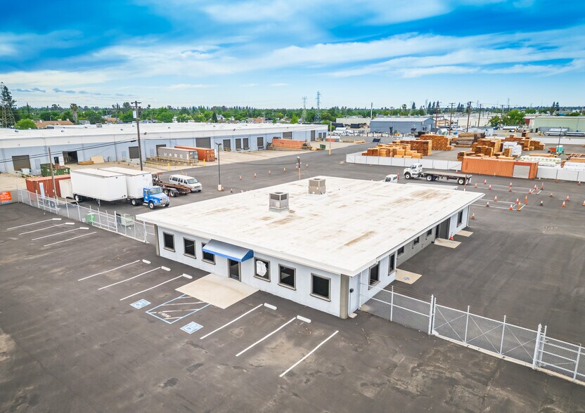 More Photos Of 8180 Industrial Pky, Sacramento Industrial For Lease