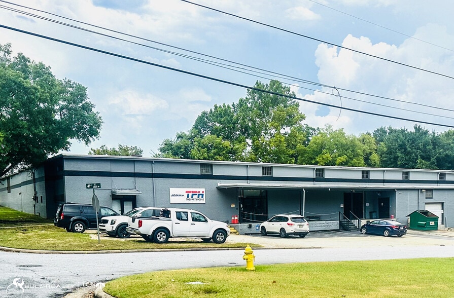 More Photos Of 4100 14th Ave, Columbus Warehouse For Sale