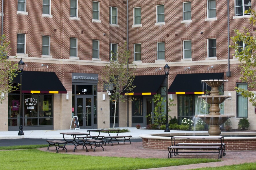 More Photos Of 1306 S Salisbury Blvd, Salisbury Dormitory For Lease