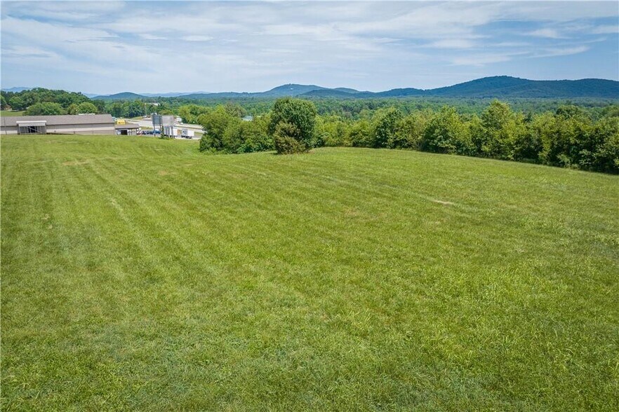 More Photos Of 3311 Hickory Blvd, Hudson Land For Sale