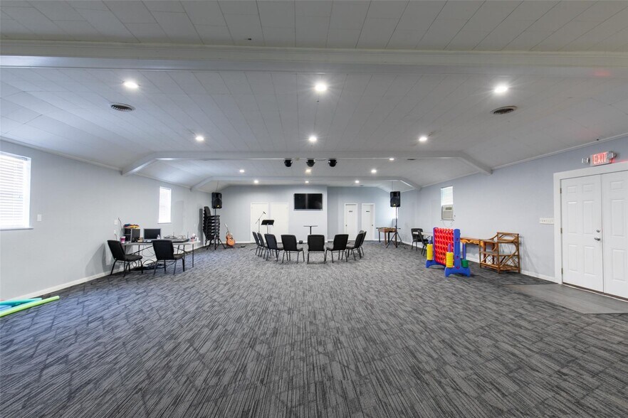 More Photos Of 434 Jefferson St E, Sulphur Springs Religious Facility For Sale