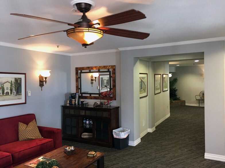More Photos Of 1862 S Broadway, Santa Maria Office For Lease