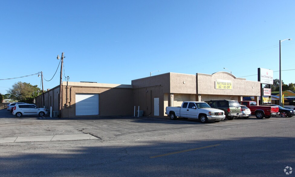 More Photos Of 3430-3452 S Cleveland Ave, Fort Myers Unknown For Lease