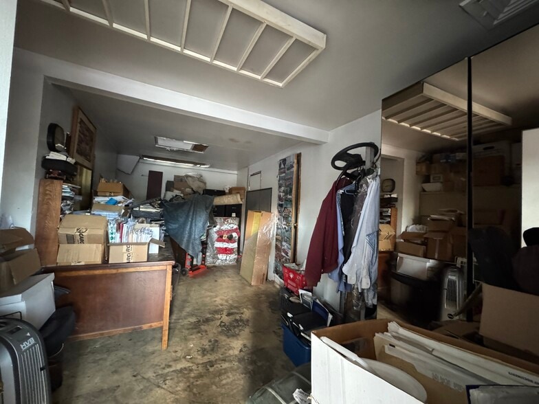 More Photos Of 315 Route 22, Pawling Showroom For Sale