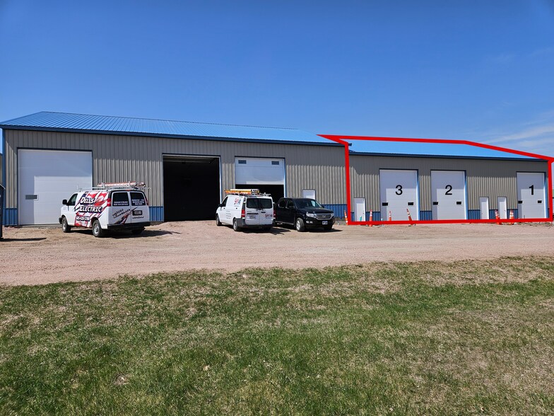 Primary Photo Of 423 Centennial Pl, Dell Rapids Industrial For Sale