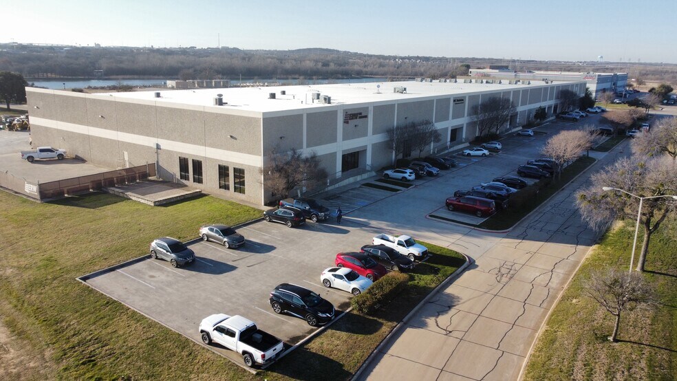 Primary Photo Of 7500-7524 S Jack Newell Blvd, Fort Worth Warehouse For Lease
