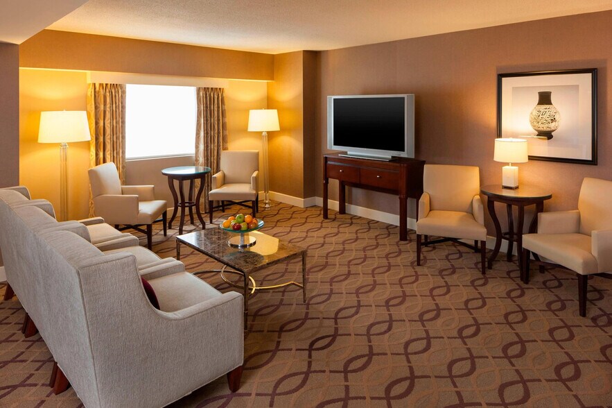 More Photos Of 4 Galleria Blvd, Metairie Hotel For Sale