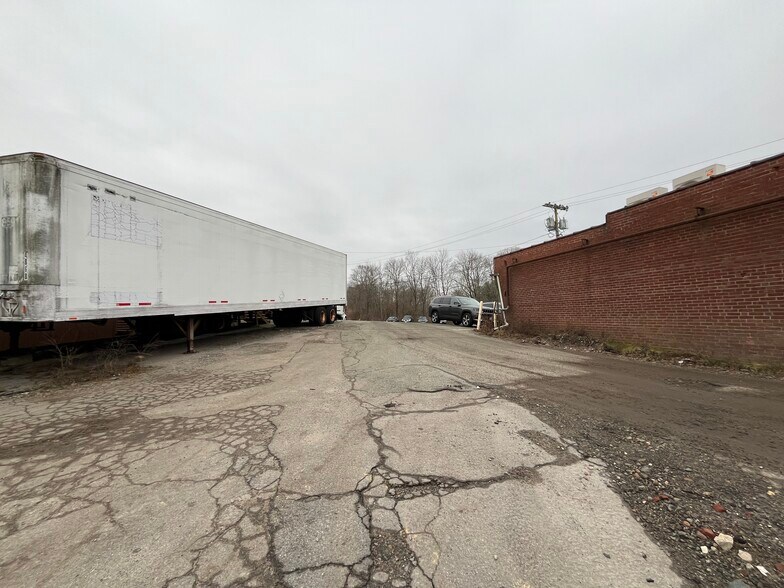 More Photos Of 131 Morse St, Foxborough Warehouse For Sale