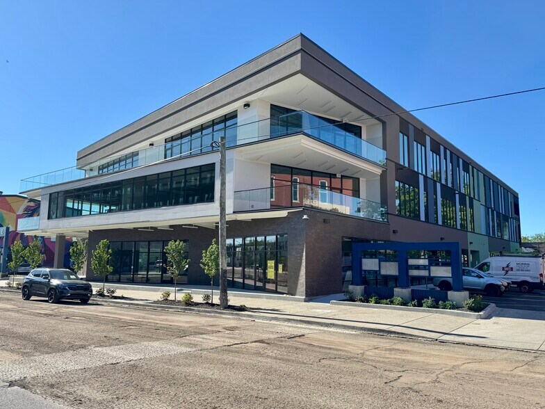 More Photos Of 814 E Main St, Louisville Storefront Retail Office For Lease