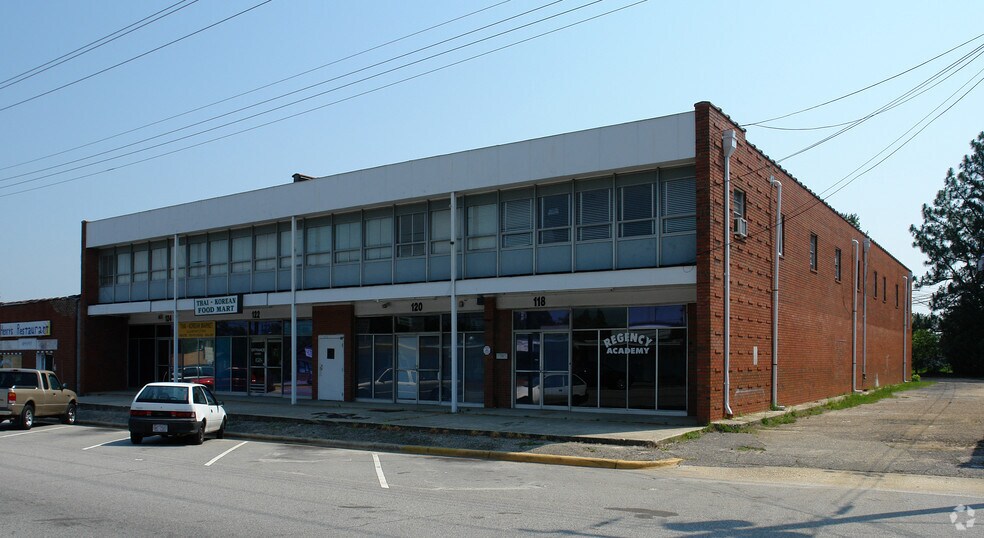More Photos Of 118-124 N Main St, Spring Lake Storefront Retail Office For Sale