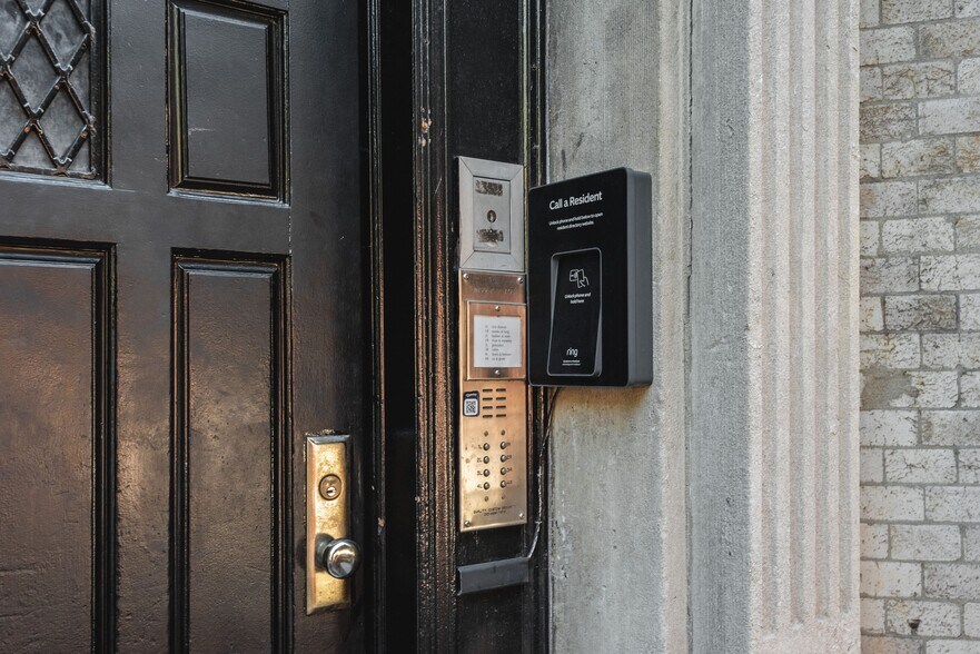 More Photos Of 14 Lincoln Pl, Brooklyn Apartments For Sale