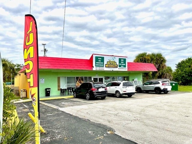 More Photos Of 245 N Banana River Dr, Merritt Island Convenience Store For Sale