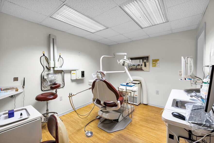 More Photos Of 1810 Washington Blvd, Easton Office Residential For Sale