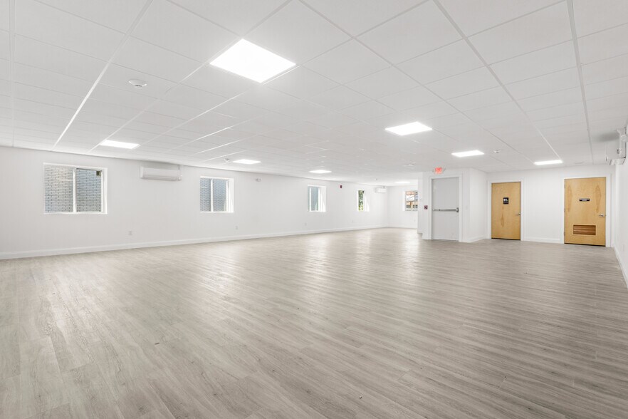 More Photos Of 1016 Park Ave, Cranston Loft Creative Space For Sale