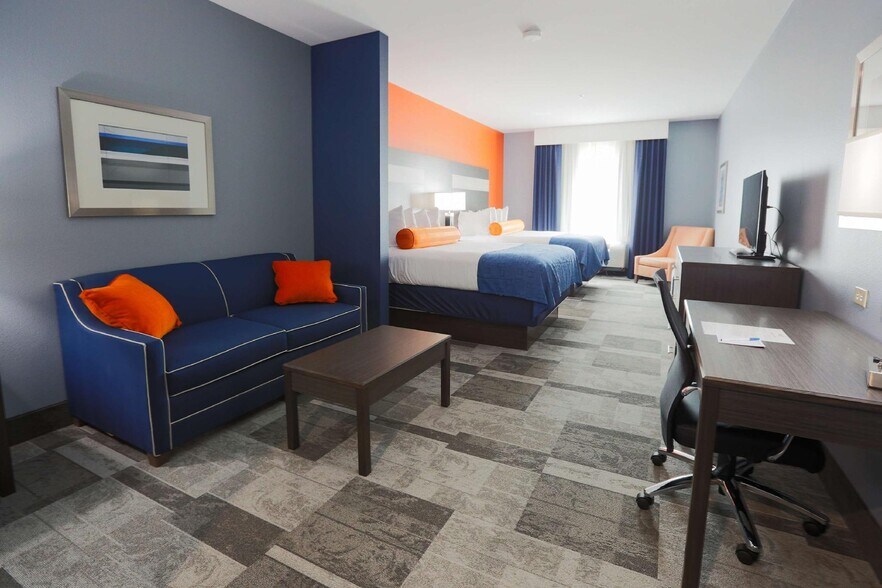 More Photos Of 201 Commerce Dr, Wewoka Hotel For Sale