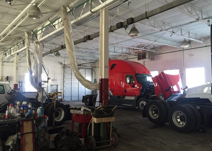 More Photos Of 6500 E Eleven Mile Rd, Warren Warehouse For Sale