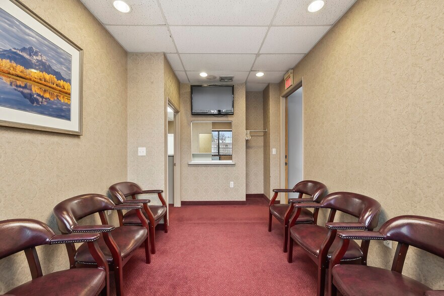 More Photos Of 1001 Clifton Ave, Clifton Medical For Sale