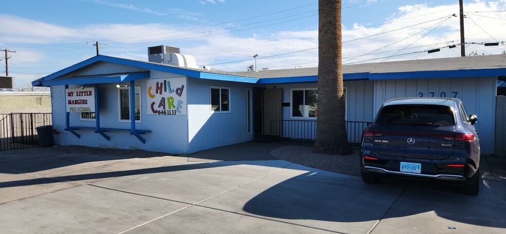 More Photos Of 3707 Vegas Dr, Las Vegas Daycare Center For Sale