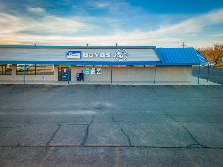 More Photos Of 909 E St Patrick St, Rapid City Storefront Retail Office For Lease