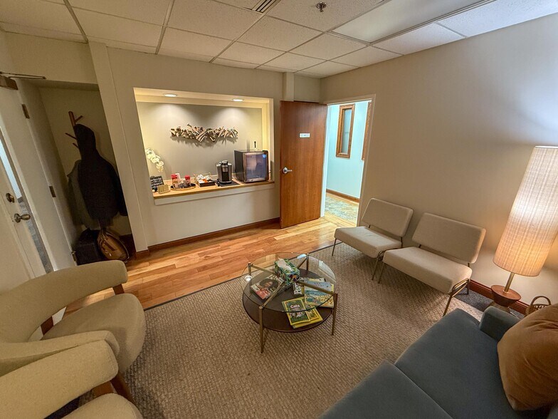 More Photos Of 300 3rd Ave SE, Rochester Medical For Sale