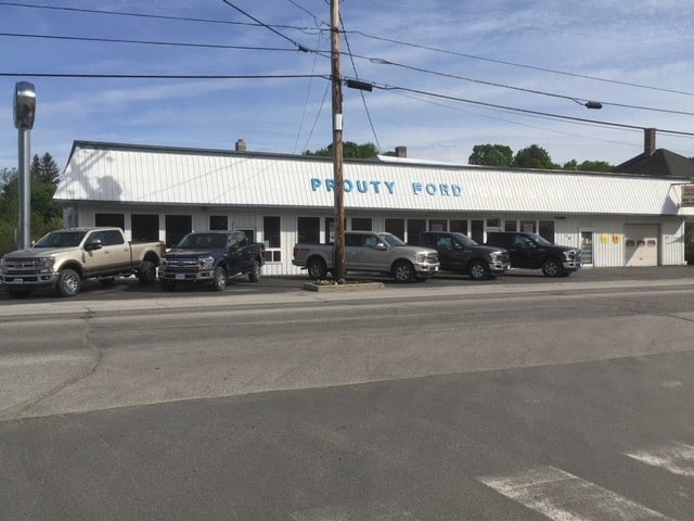 More Photos Of 19 Summer St, Dover-Foxcroft Auto Dealership For Sale