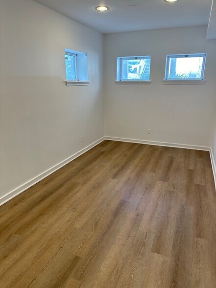 More Photos Of 6509 Democracy Blvd, Bethesda Medical For Lease