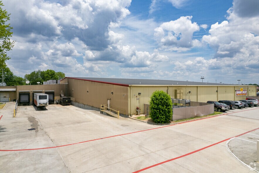 More Photos Of 12035-12039 Antoine Dr, Houston Storefront For Lease
