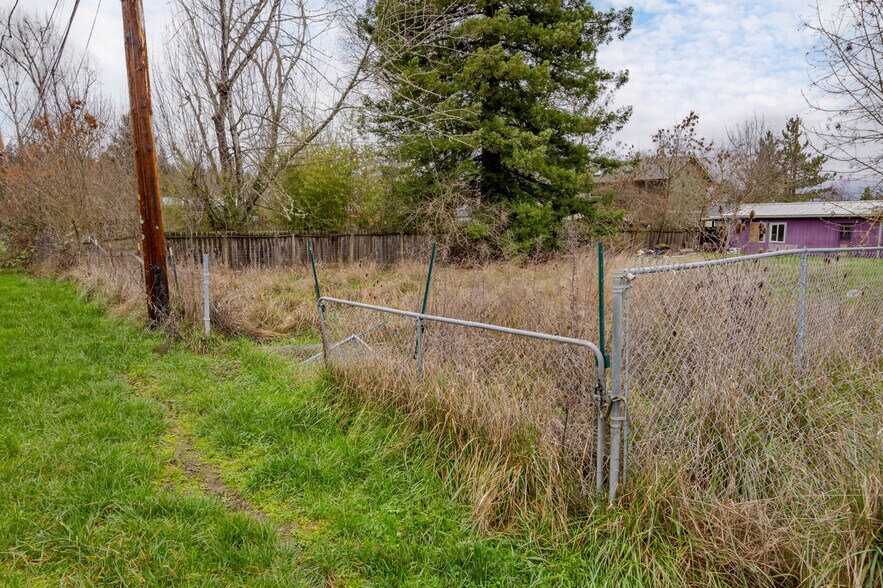 More Photos Of 478 E 32nd Ave, Eugene Apartments For Sale