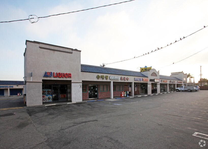 Primary Photo Of 15817-15827 Gale Ave, La Puente Unknown For Lease