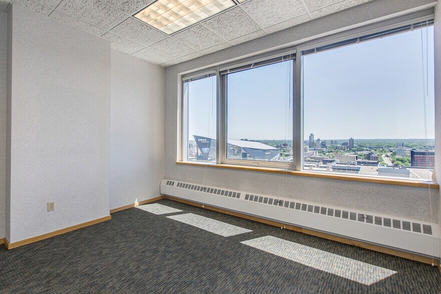 More Photos Of 431 S 7th St, Minneapolis Office Residential For Lease