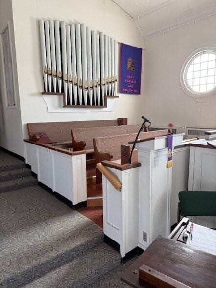 More Photos Of 2 Pequot St, Milford Religious Facility For Sale