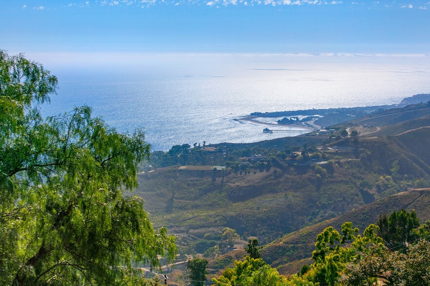 More Photos Of 21800 Azurelee Dr, Malibu Land For Sale