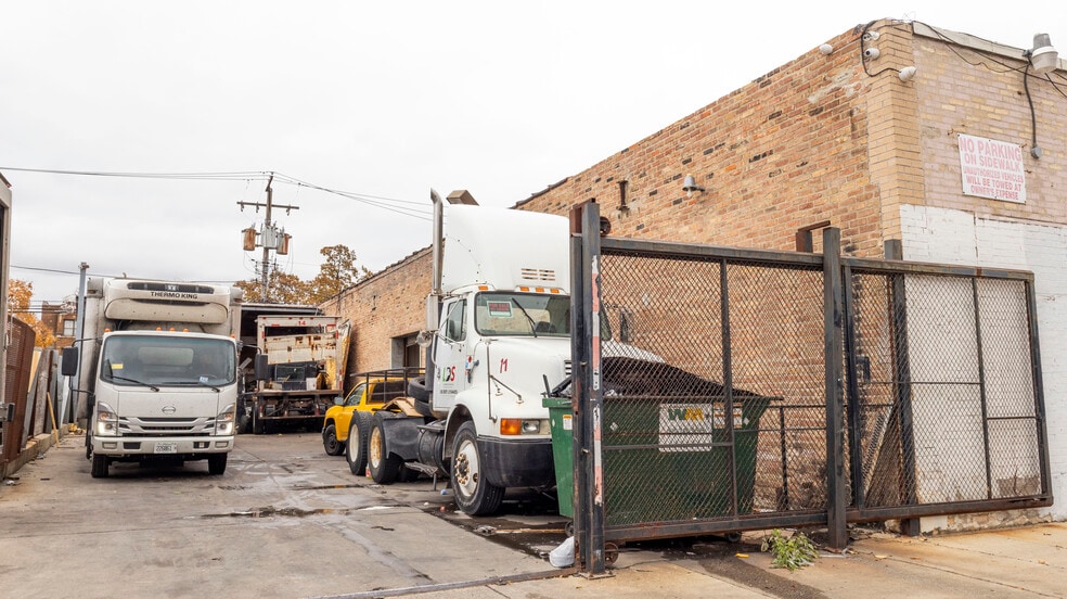 More Photos Of 3612-3620 W Roosevelt Rd, Chicago Refrigeration Cold Storage For Sale