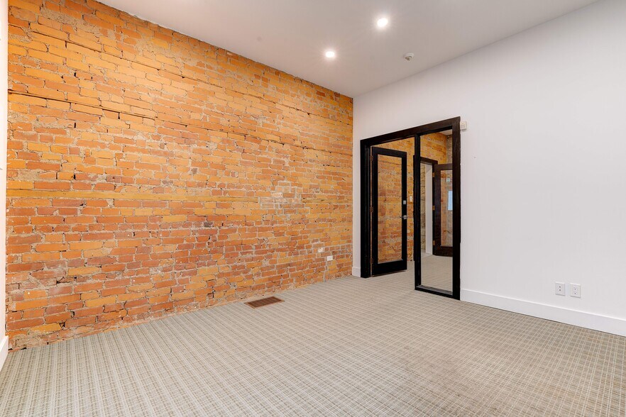 More Photos Of 13-15 Bold St, Hamilton Office Residential For Sale