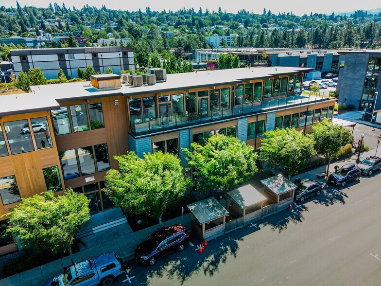More Photos Of 501 Portway Ave, Hood River Office Residential For Lease